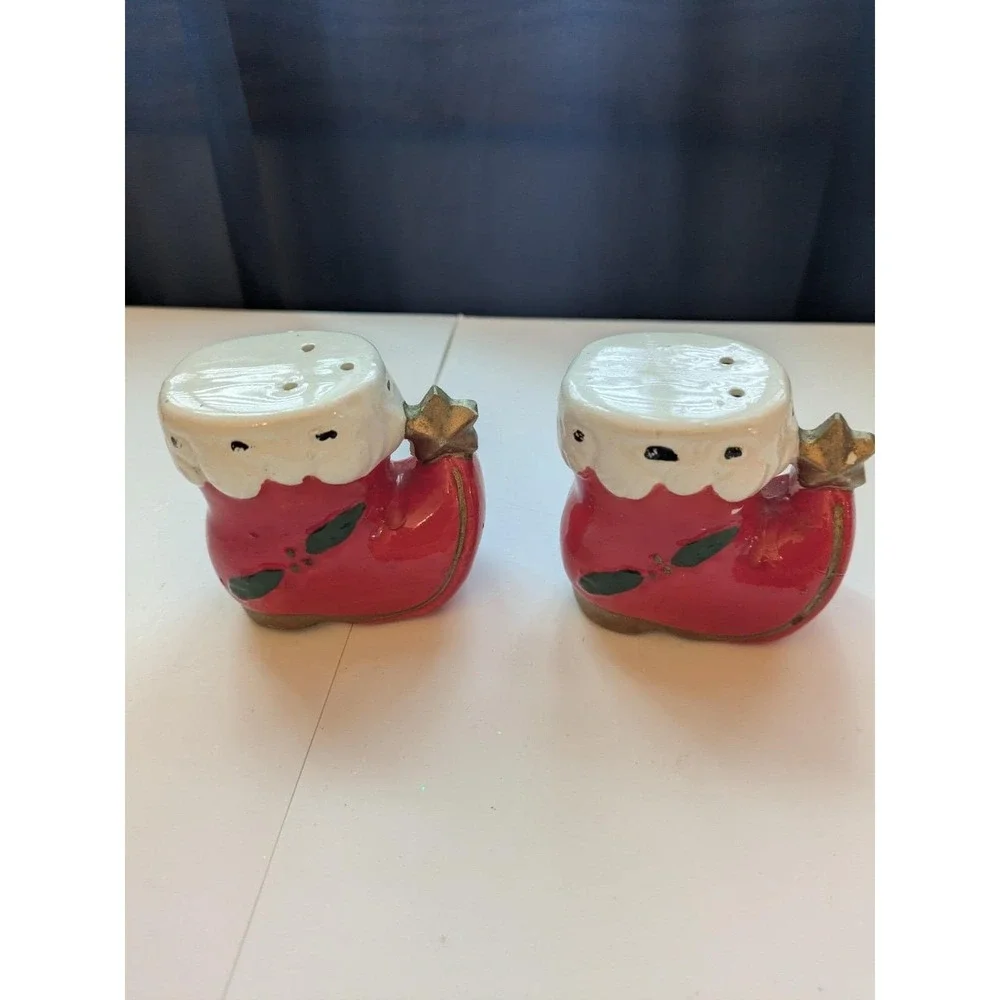 Rare Vintage Red Santa Boot Salt and Pepper Set Made in Japan 2.5